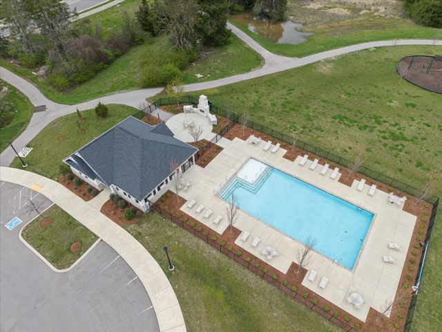 4056 Rosa Dr, Nolensville, TN 37135