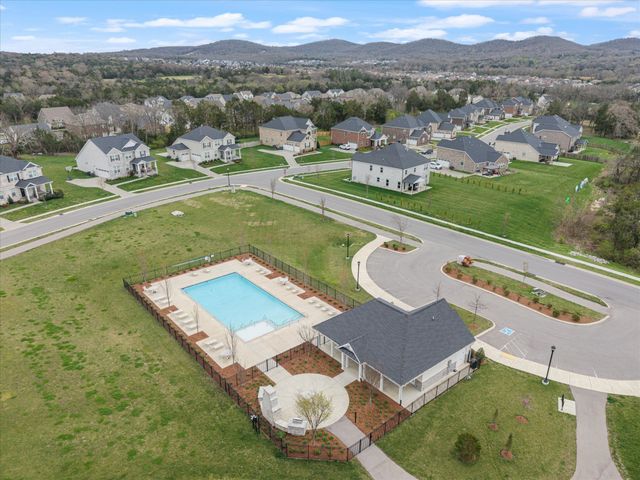 4056 Rosa Dr, Nolensville, TN 37135