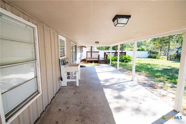 701 Gardenia Lane, Victoria, TX 77904