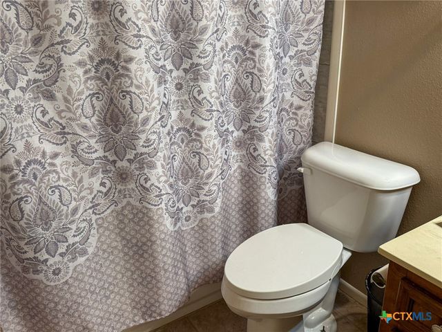 701 Gardenia Lane, Victoria, TX 77904