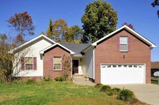 3291 S SENSENEY CIR, Clarksville, TN 37042