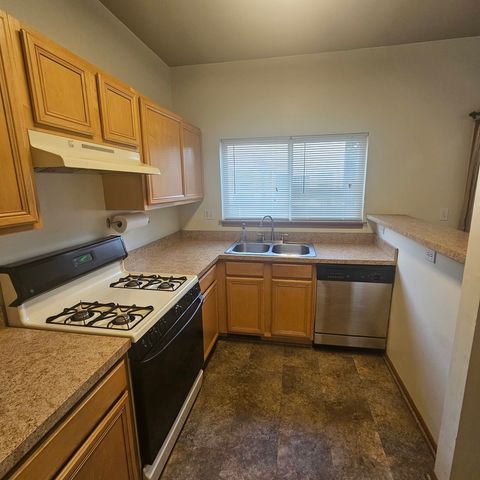 1105 Village Center Parkway 1, Aurora, IL 60506