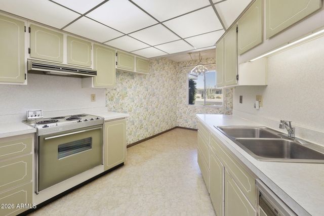 10113 W LOMA BLANCA Drive, Sun City, AZ 85351