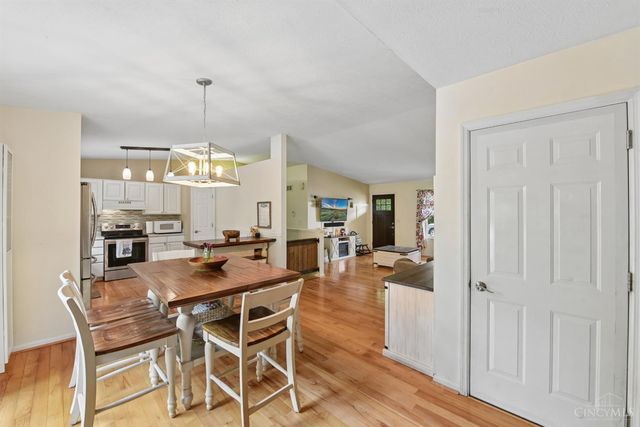328 Nightwind Drive, Maineville, OH 45039