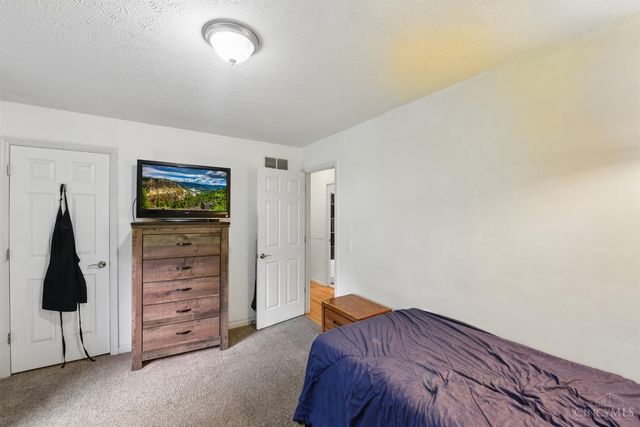 328 Nightwind Drive, Maineville, OH 45039