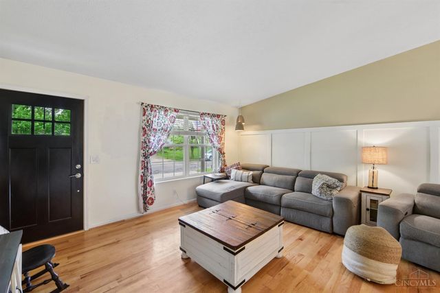 328 Nightwind Drive, Maineville, OH 45039