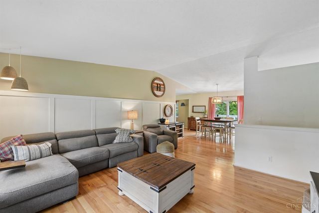 328 Nightwind Drive, Maineville, OH 45039