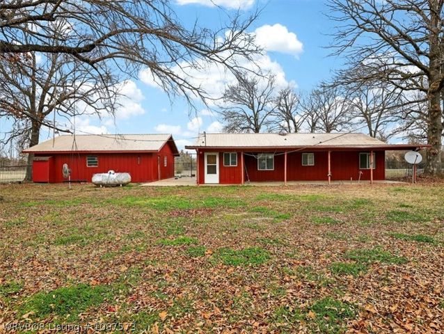 19345 State Highway 83, Howe, OK 74940