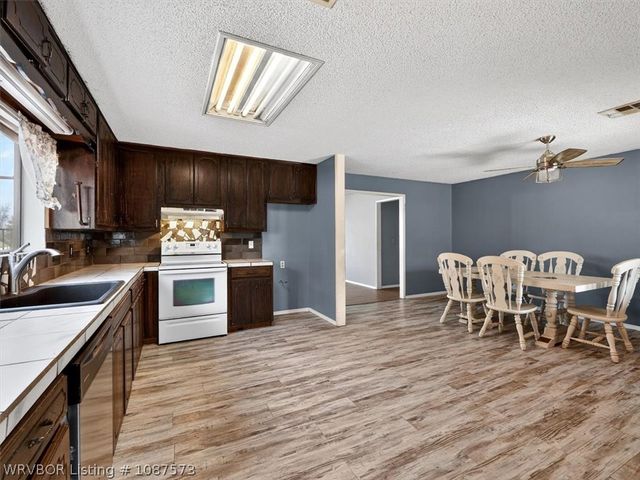 19345 State Highway 83, Howe, OK 74940