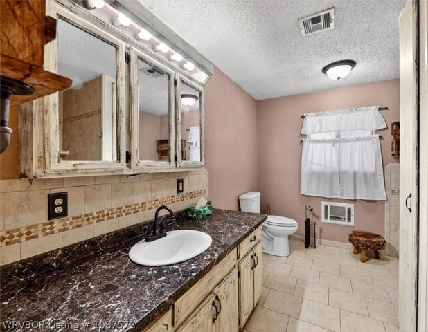 19345 State Highway 83, Howe, OK 74940