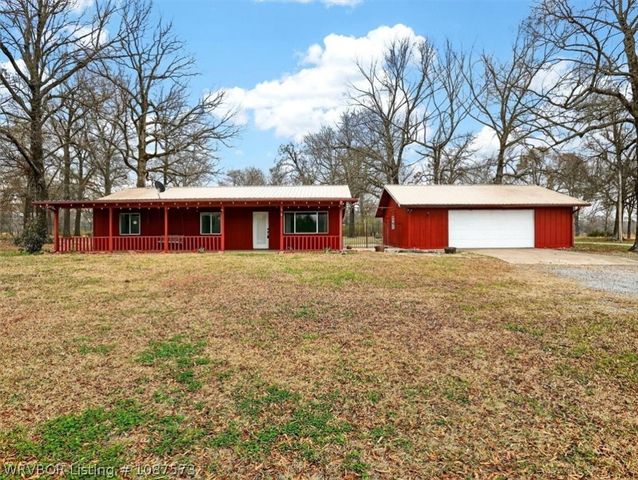 19345 State Highway 83, Howe, OK 74940