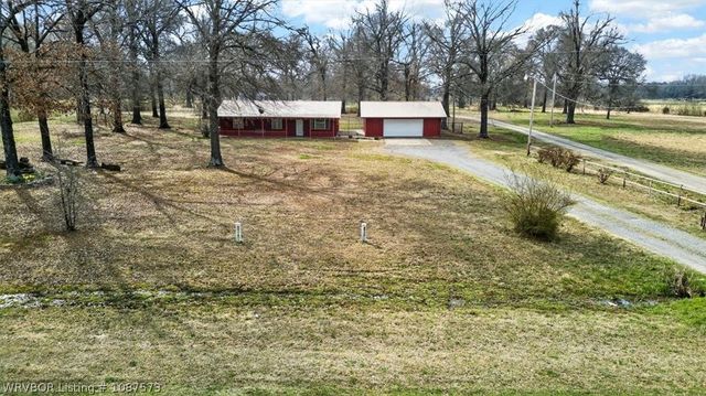 19345 State Highway 83, Howe, OK 74940