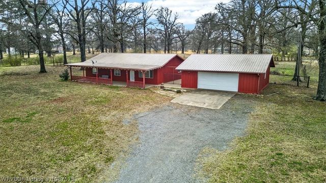 19345 State Highway 83, Howe, OK 74940