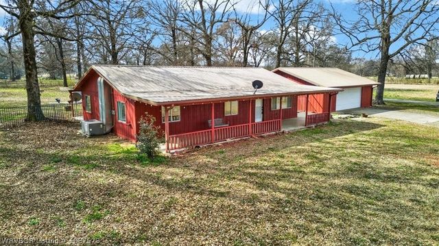 19345 State Highway 83, Howe, OK 74940