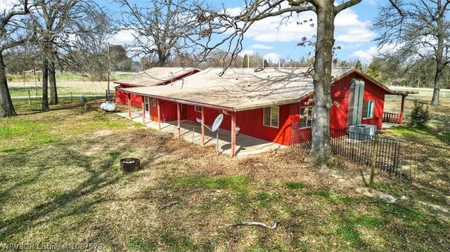 19345 State Highway 83, Howe, OK 74940