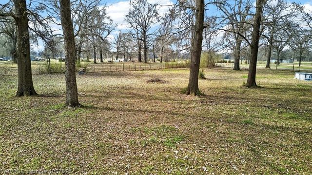 19345 State Highway 83, Howe, OK 74940