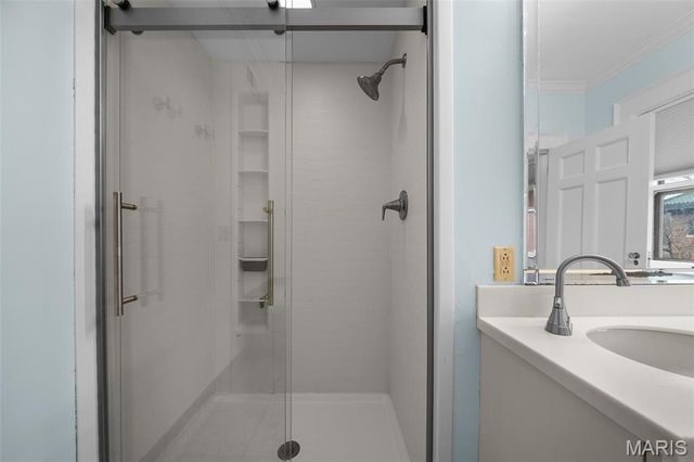 5257 Lindell Boulevard, St Louis, MO 63108