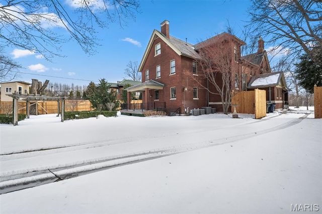 5257 Lindell Boulevard, St Louis, MO 63108