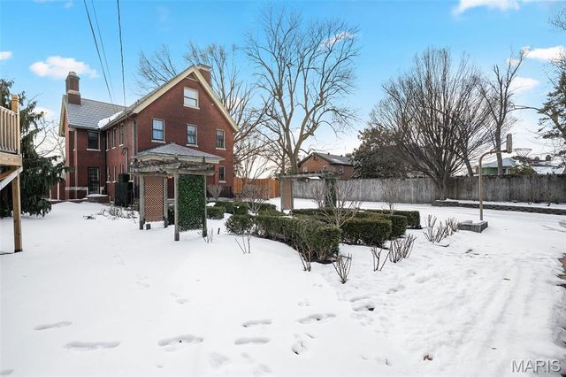 5257 Lindell Boulevard, St Louis, MO 63108