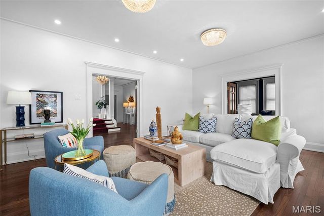 5257 Lindell Boulevard, St Louis, MO 63108