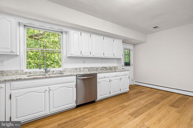 6510 HORSESHOE RD, Clinton, MD 20735