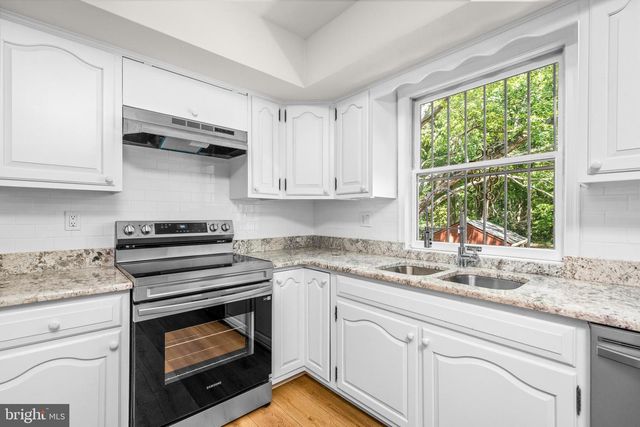 6510 HORSESHOE RD, Clinton, MD 20735