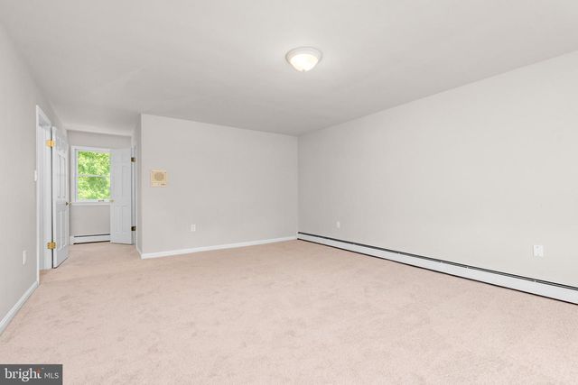 6510 HORSESHOE RD, Clinton, MD 20735