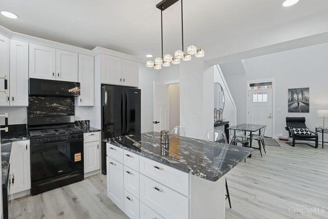 5532 Dunning Place, Cincinnati, OH 45227