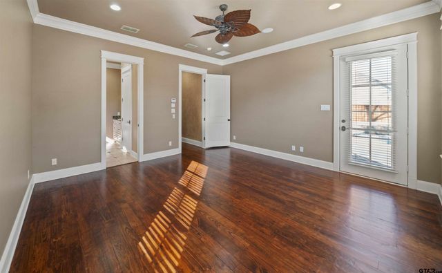 2305 Woodlands Dr., Tyler, TX 75703