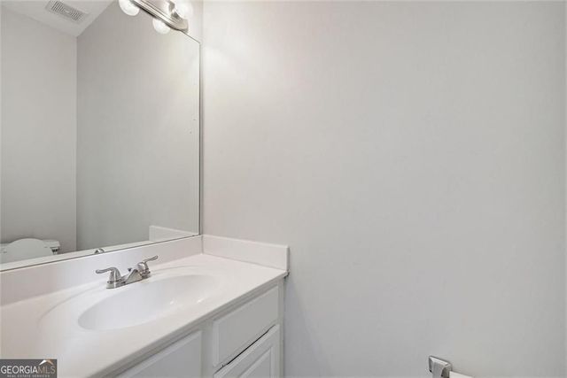 165 Farnworth Lane, Roswell, GA 30075