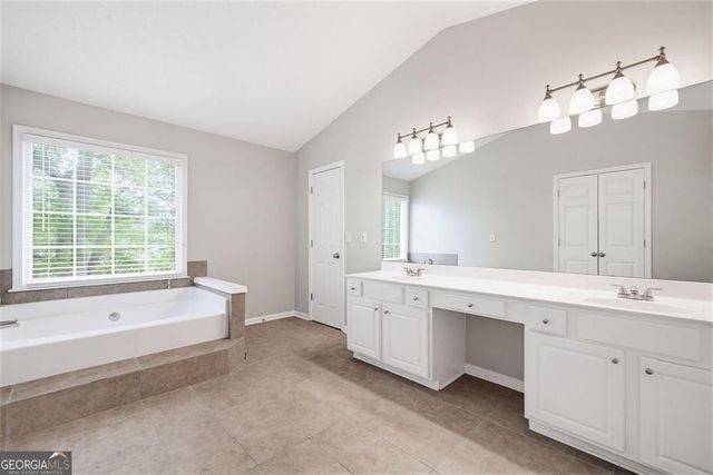 165 Farnworth Lane, Roswell, GA 30075