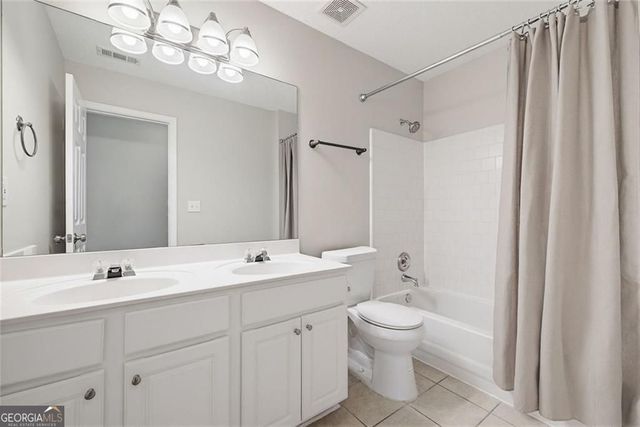 165 Farnworth Lane, Roswell, GA 30075