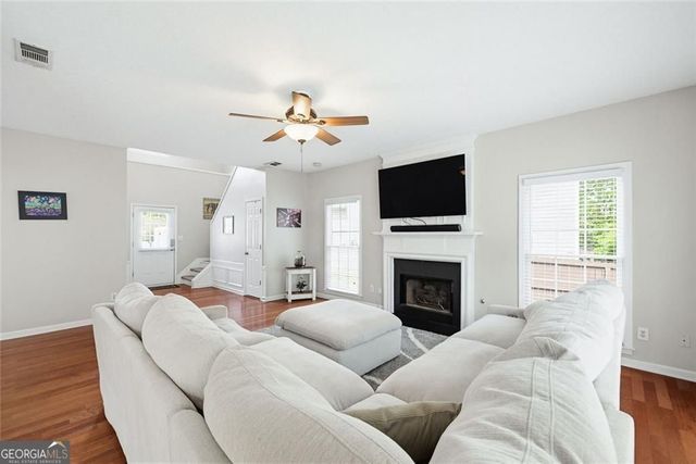 165 Farnworth Lane, Roswell, GA 30075