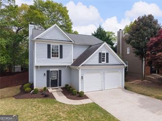 165 Farnworth Lane, Roswell, GA 30075