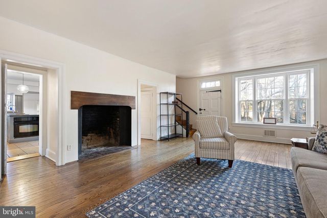 547 CONCORD RD, Glen Mills, PA 19342