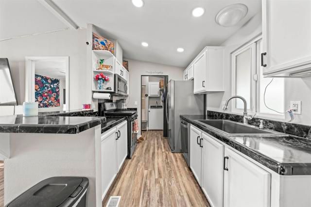 9902 Jamacha Boulevard SPC 81, Spring Valley, CA 91977