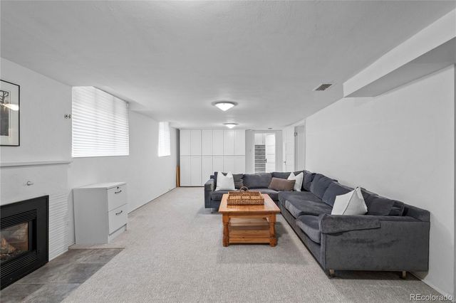 1121 Hudson Street, Denver, CO 80220