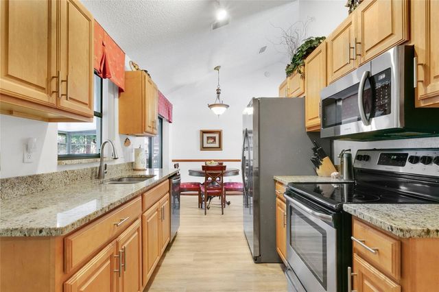 5458 AEOLUS WAY, Orlando, FL 32808