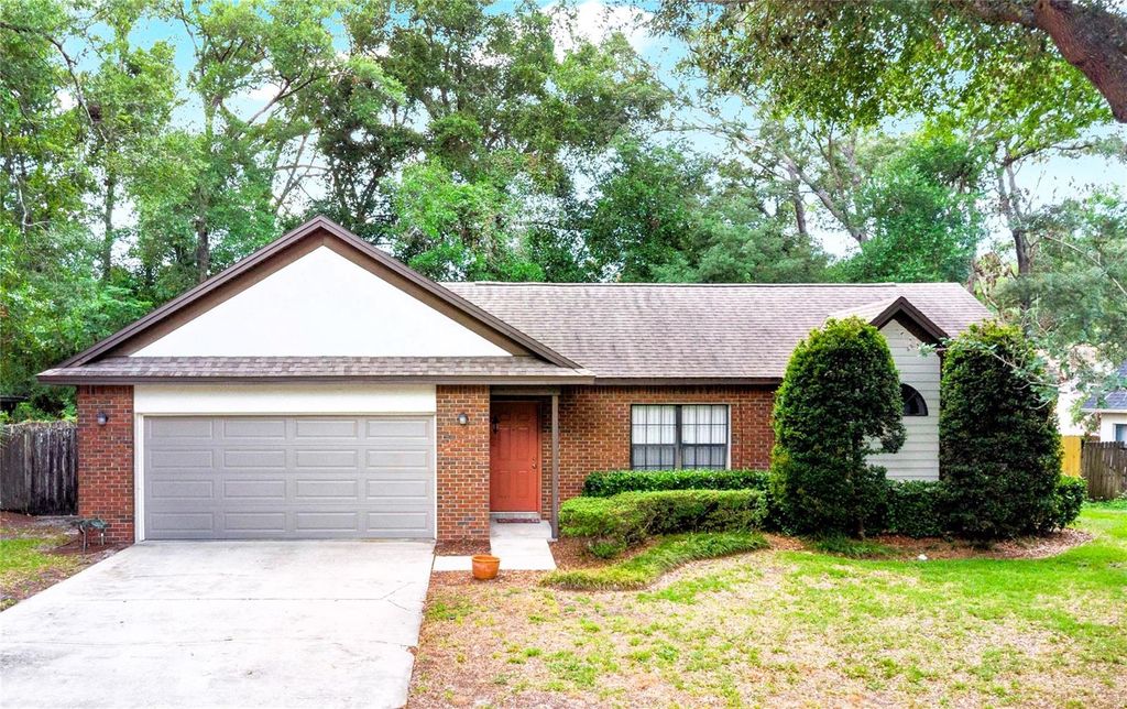 5458 AEOLUS WAY, Orlando, FL 32808