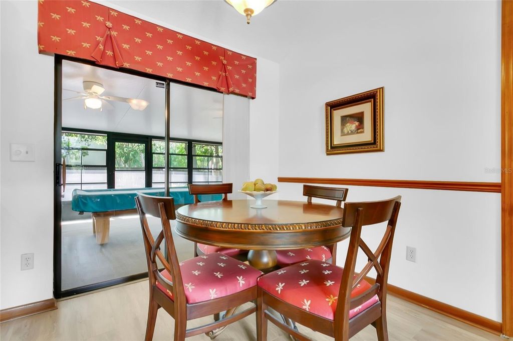 Image 11 of property listing at 5458 AEOLUS WAY, Orlando, FL 32808