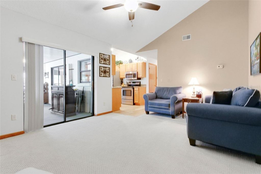 Image 13 of property listing at 5458 AEOLUS WAY, Orlando, FL 32808