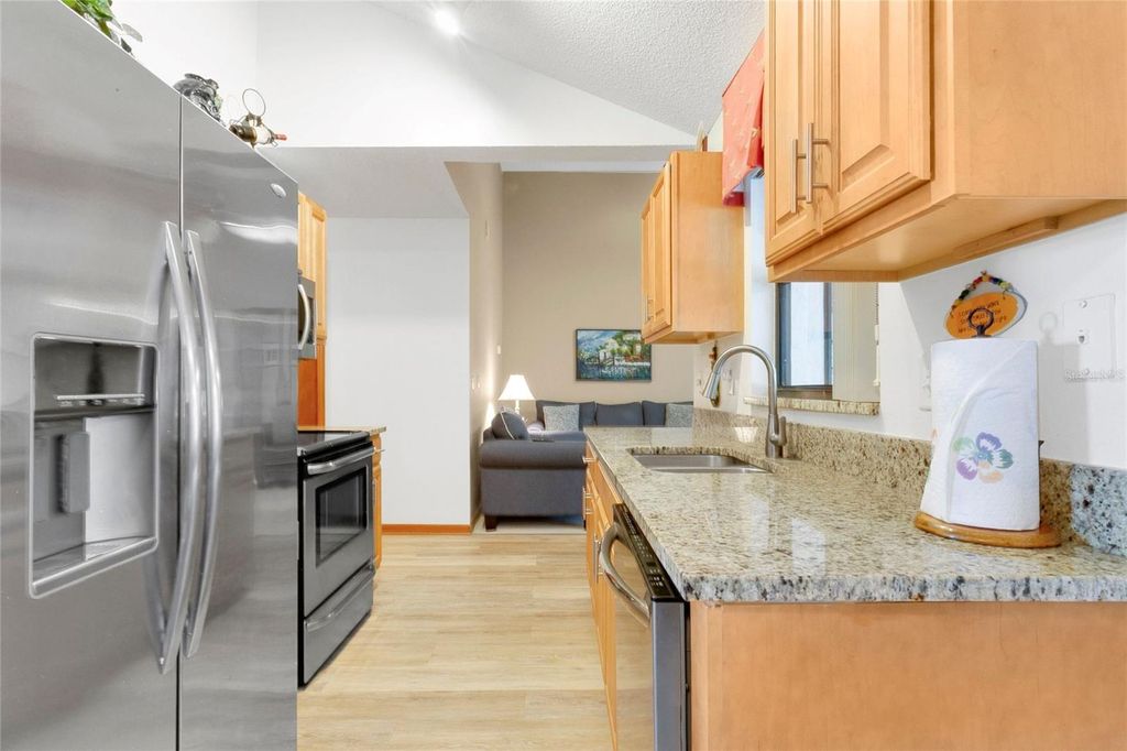 Image 9 of property listing at 5458 AEOLUS WAY, Orlando, FL 32808
