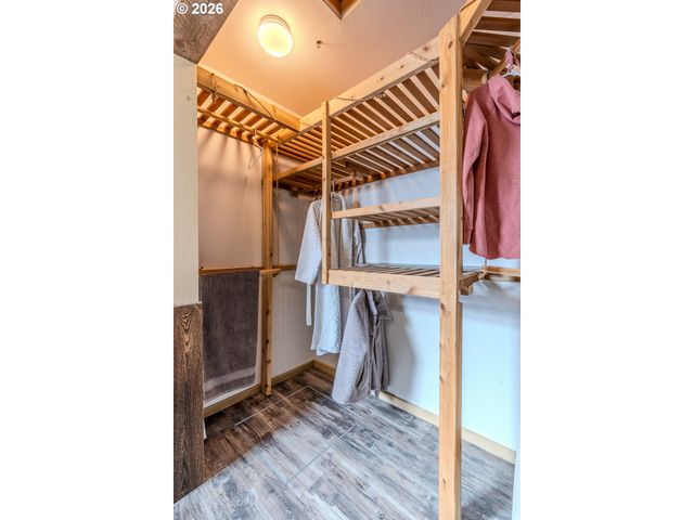 481 Se 43RD Cir, Troutdale, OR 97060