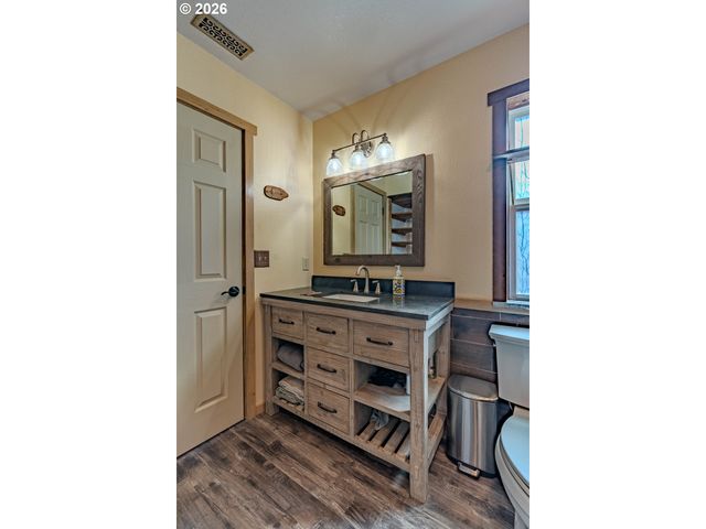 481 Se 43RD Cir, Troutdale, OR 97060