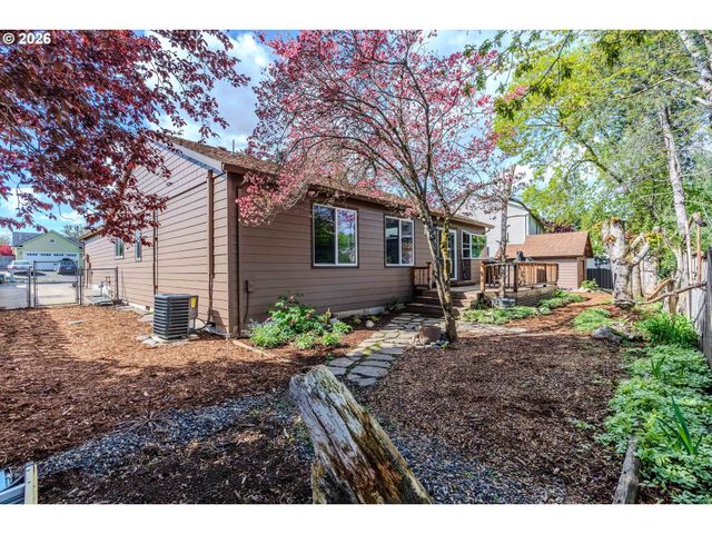 481 Se 43RD Cir, Troutdale, OR 97060