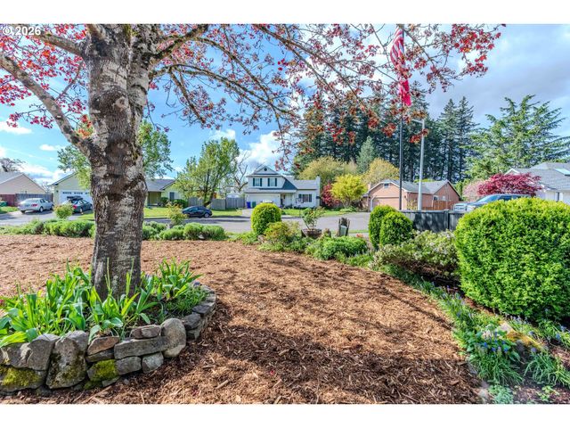 481 Se 43RD Cir, Troutdale, OR 97060