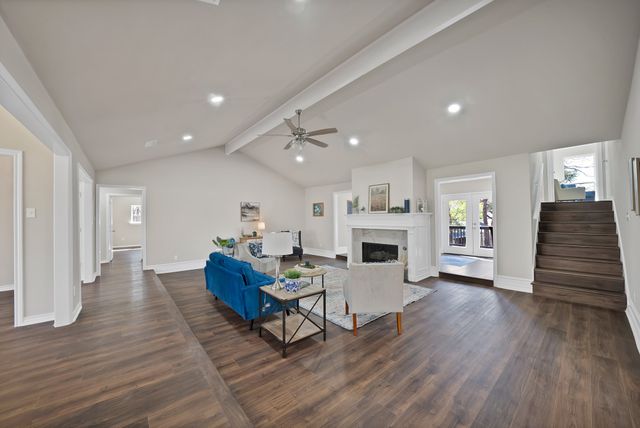 2814 Marquis Circle E, Arlington, TX 76016