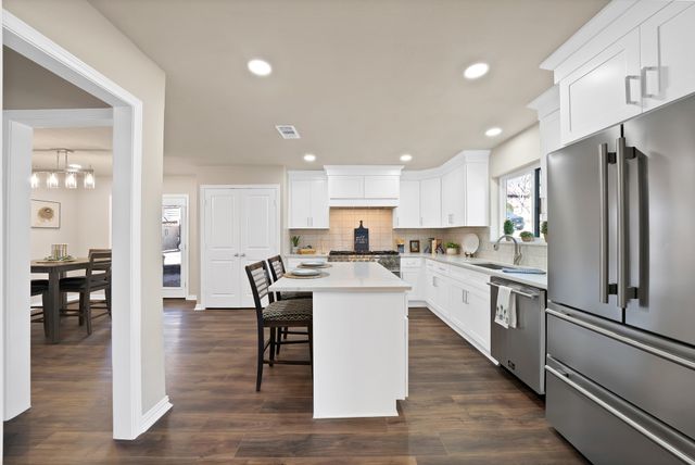 2814 Marquis Circle E, Arlington, TX 76016