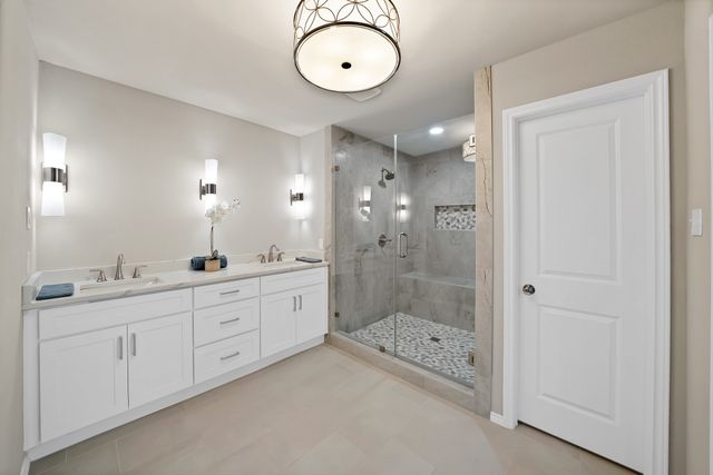 2814 Marquis Circle E, Arlington, TX 76016