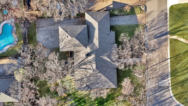 2814 Marquis Circle E, Arlington, TX 76016